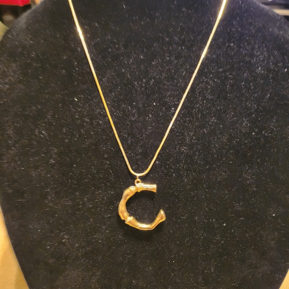 Letter C alphabet gold Charm & adjustable necklace NEW